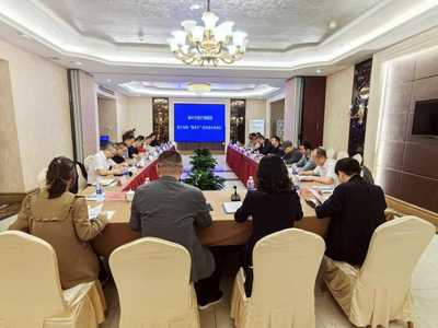 医保惠企添动力 服务助企零距离——阆中市医保局召开医疗保障“服务年”医保助企行座谈会